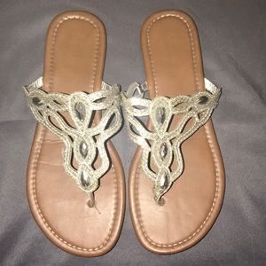 Cute summer sandals ( Madeline Stuart)